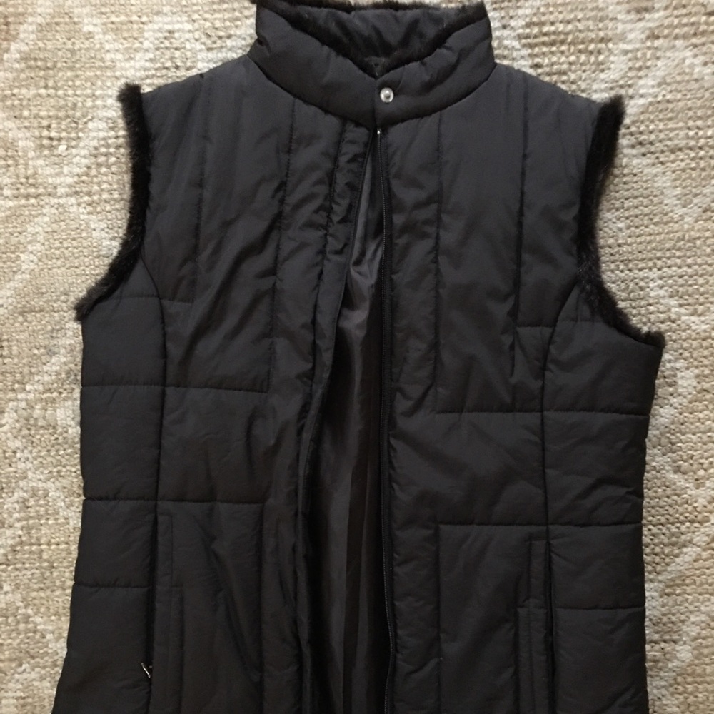 TCM Vest